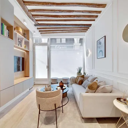 Historical House In The Heart Of - 5 Сasa de vacaciones *