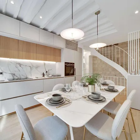 Historical House In The Heart Of - 5 Сasa de vacaciones París