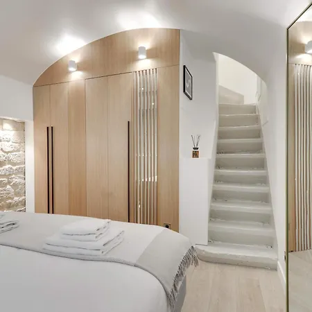 Historical House In The Heart Of - 5 Сasa de vacaciones París